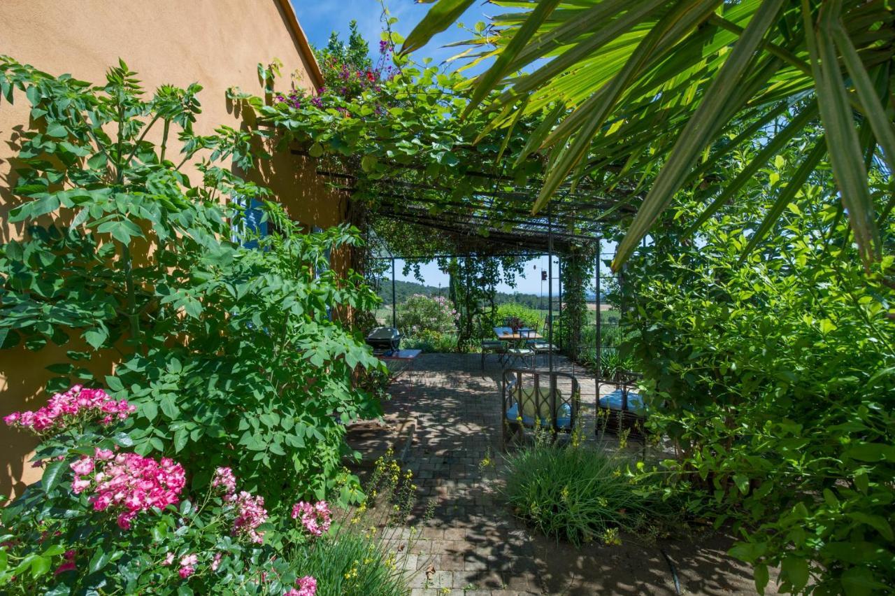 라론드레모레 House With Garden And Sea View 빌라 외부 사진