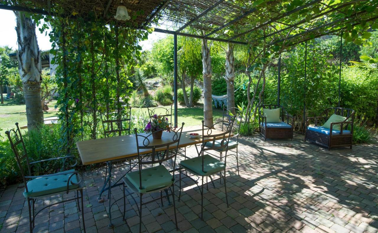 라론드레모레 House With Garden And Sea View 빌라 외부 사진